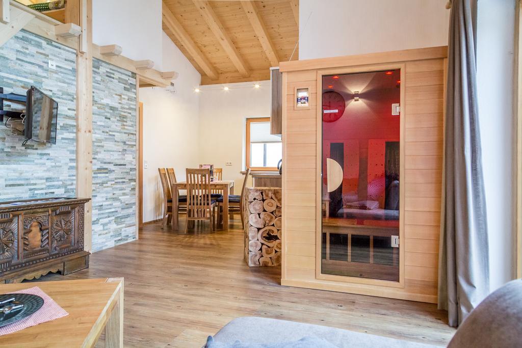 Zugspitzchalets Бибервир Номер фото
